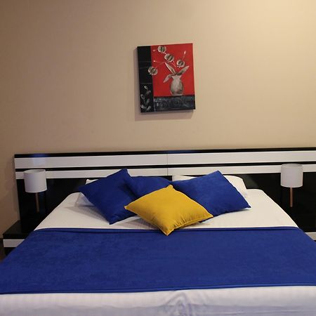 Hotel Diplomat Tiflis Dış mekan fotoğraf