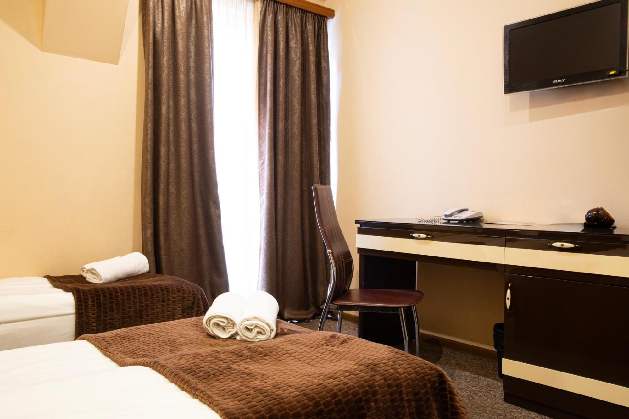 Hotel Diplomat Tiflis Dış mekan fotoğraf