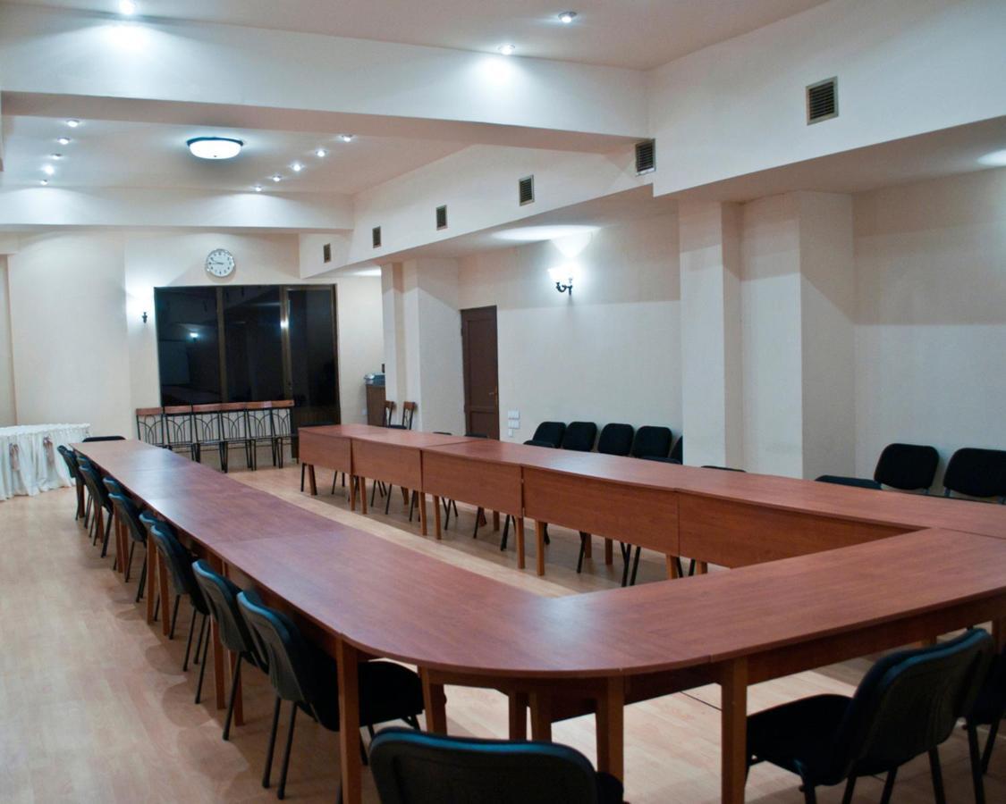 Hotel Diplomat Tiflis Dış mekan fotoğraf